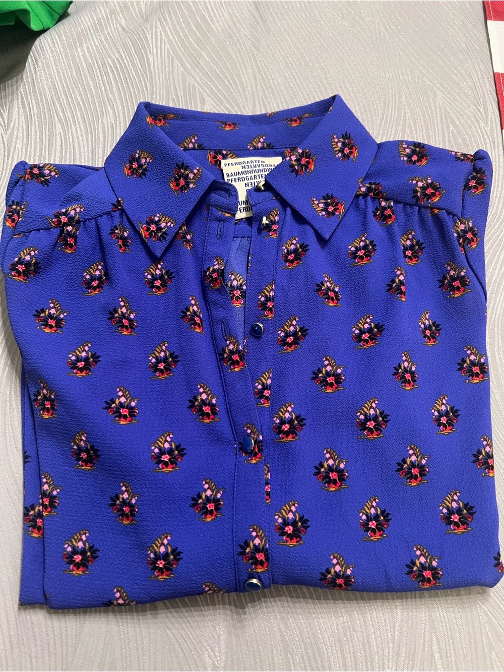 Ladies New Baum Und Pferdgarten Button Up Blouse Blue Floral S